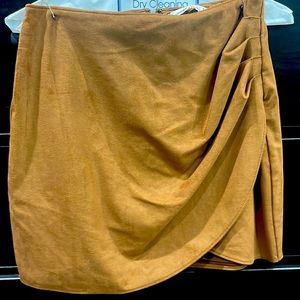 Abercrombie suedes skirt